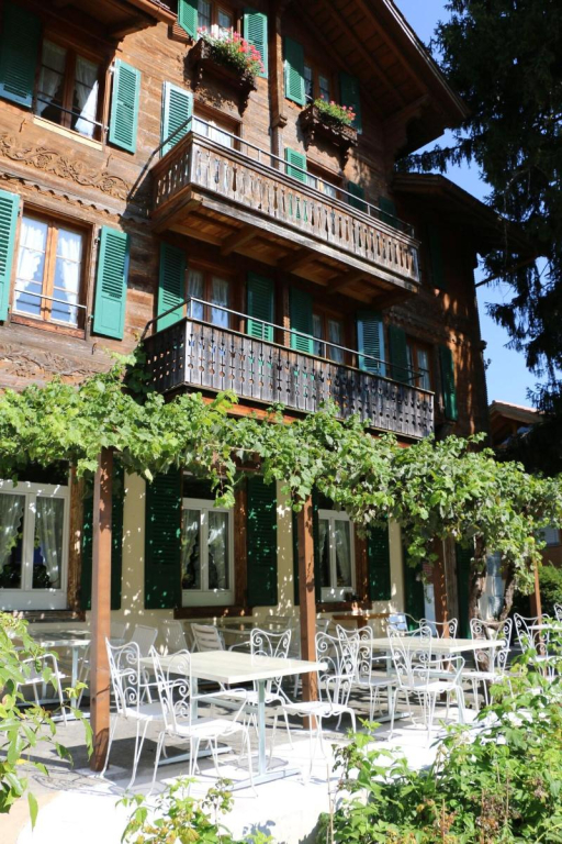 Alpenrose Hotel and Gardens