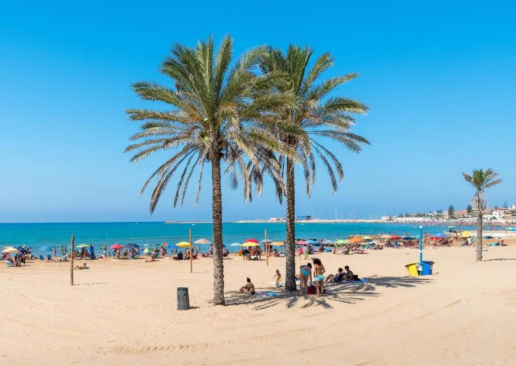 Talete, appartamento in centro a 40 mt dalla spiaggia - Pomelia