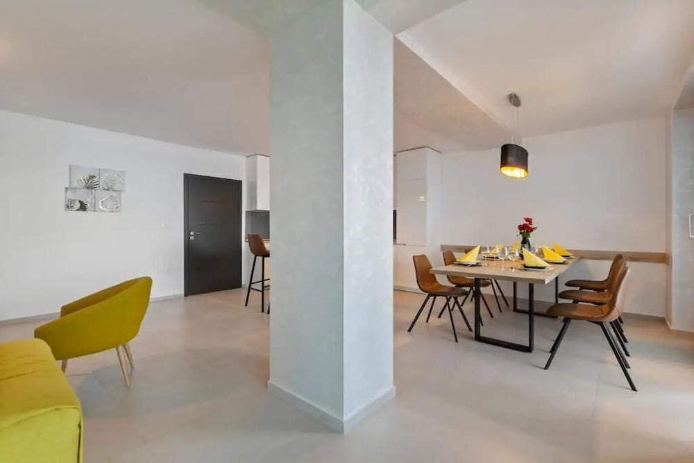 Villa Three Units