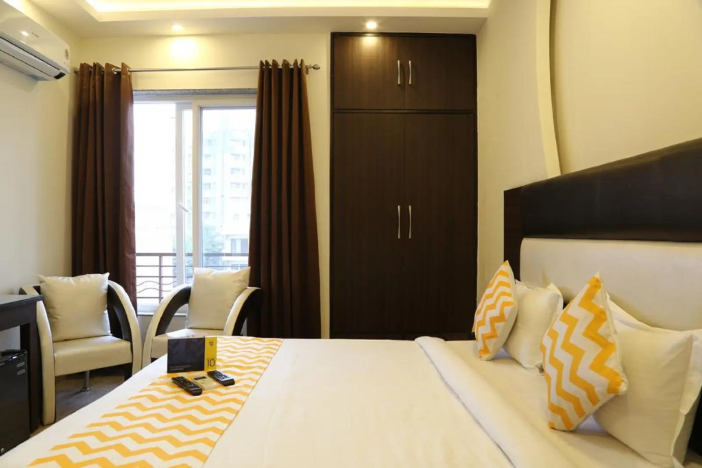 FabHotel Daffodils Sohna Road