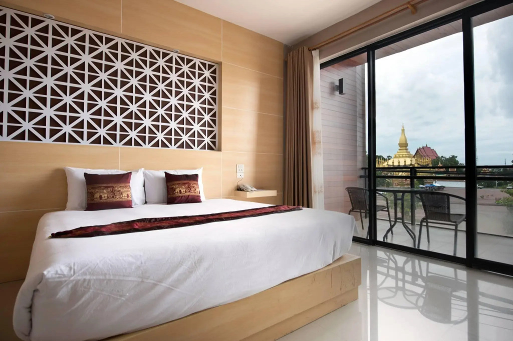 ThatLuang View Hotel