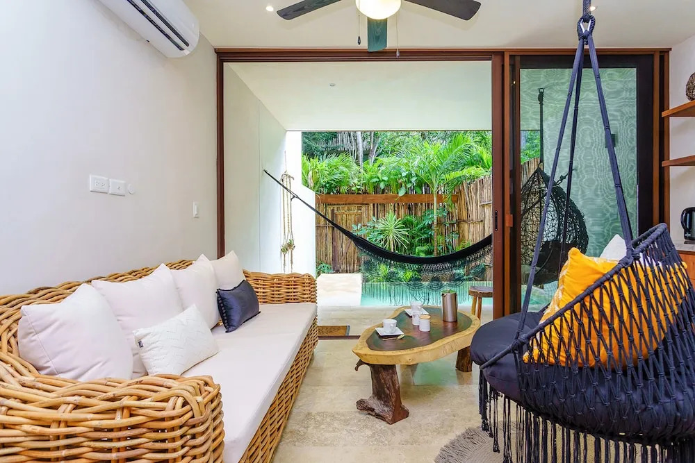 Jungle Luxury in Private Residential Area & Stunning Rooftop by Stella Rentals