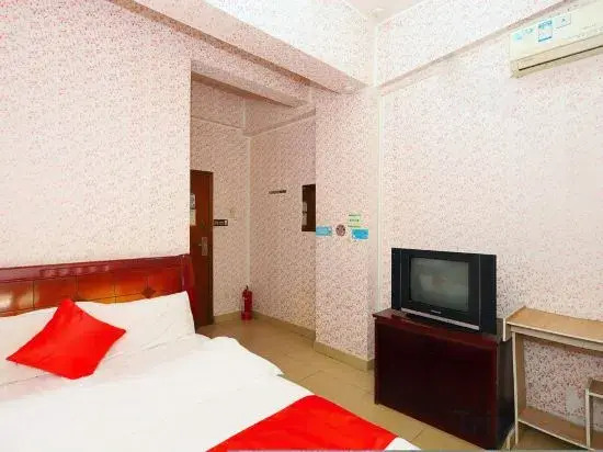 Sunshine Holiday Hotel