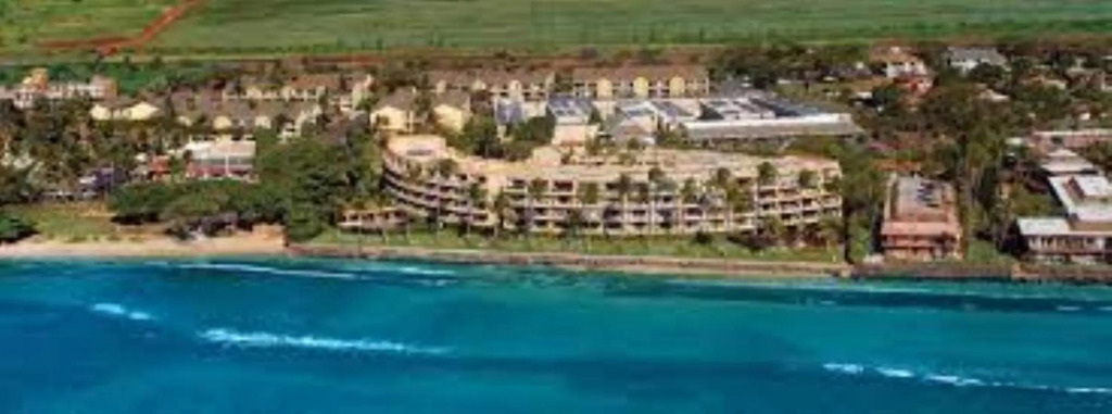 Stunning Sunsets and Oceanviews at Paki Maui