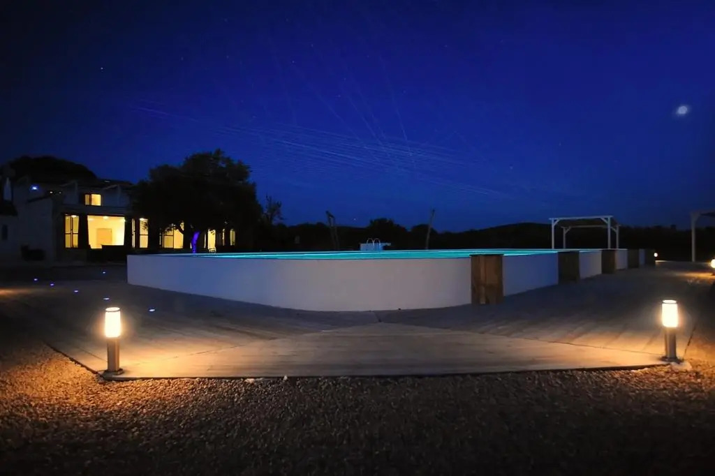 Unique villa Mojito with extra large pool in Rovinj for up to 12 persons, 6 bedrooms