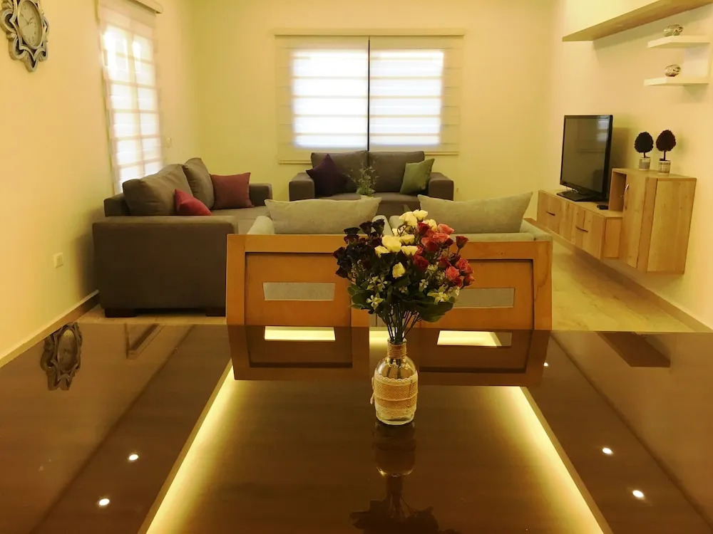 Elite Residence - Koura , Near Tripoli