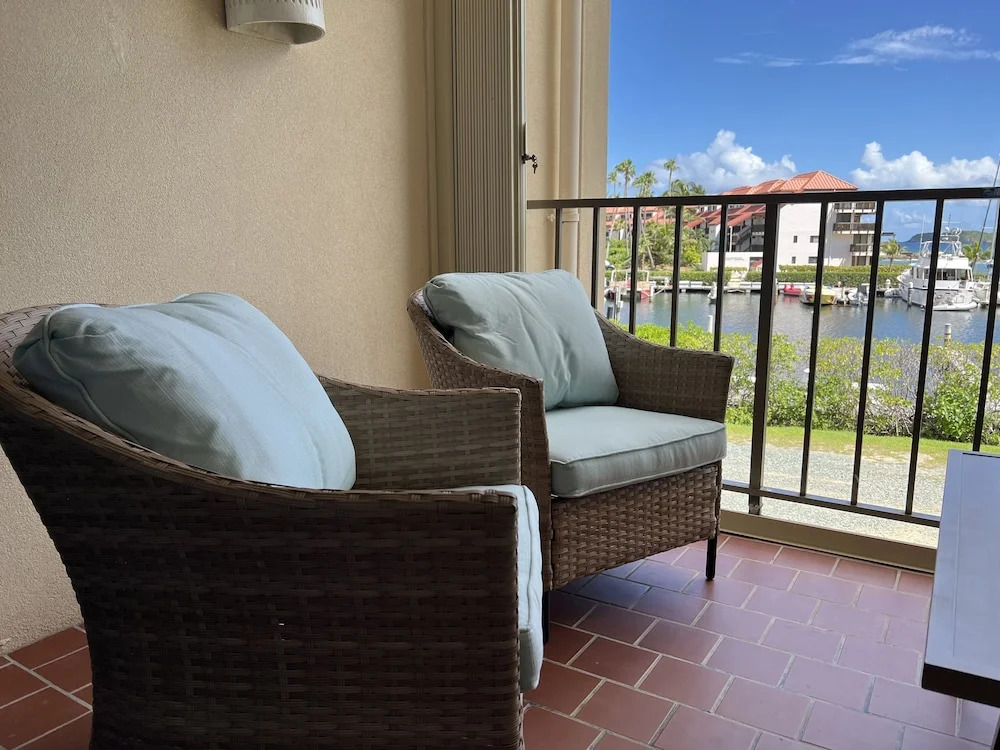 Sapphire Beach Villa Ocean and Marina View