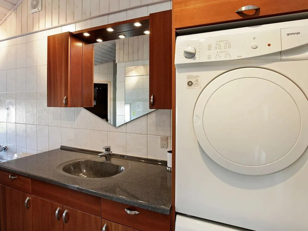 Cozy Holiday Home in Henne Jutland With Indoor Whirlpool