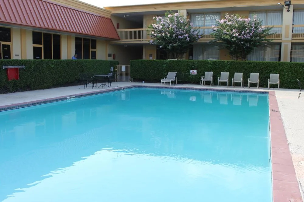 Econo Lodge Conroe