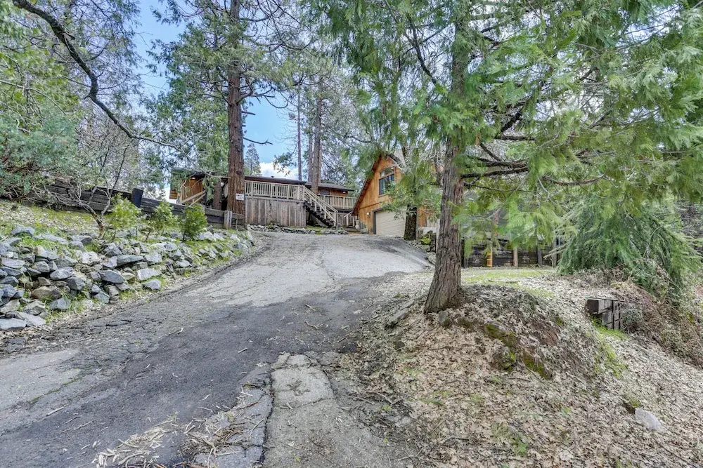 9 Mi to Bass Lake: Cabin w/ Fire Pit in Wishon