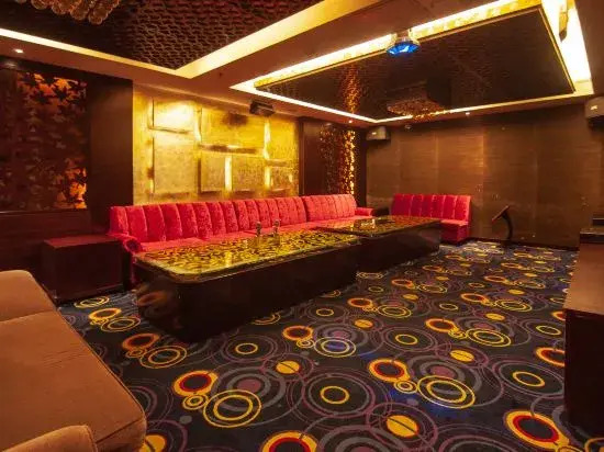 Jindaoxia Liangjiang Holiday Hotel