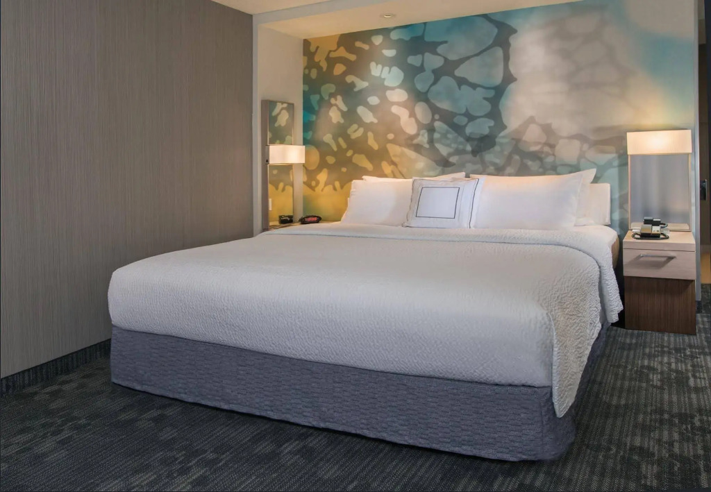 Courtyard by Marriott Somerset