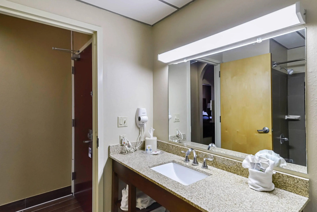 Quality Suites