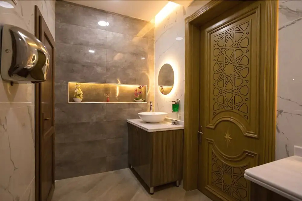 The Royal Spinel Hostel
