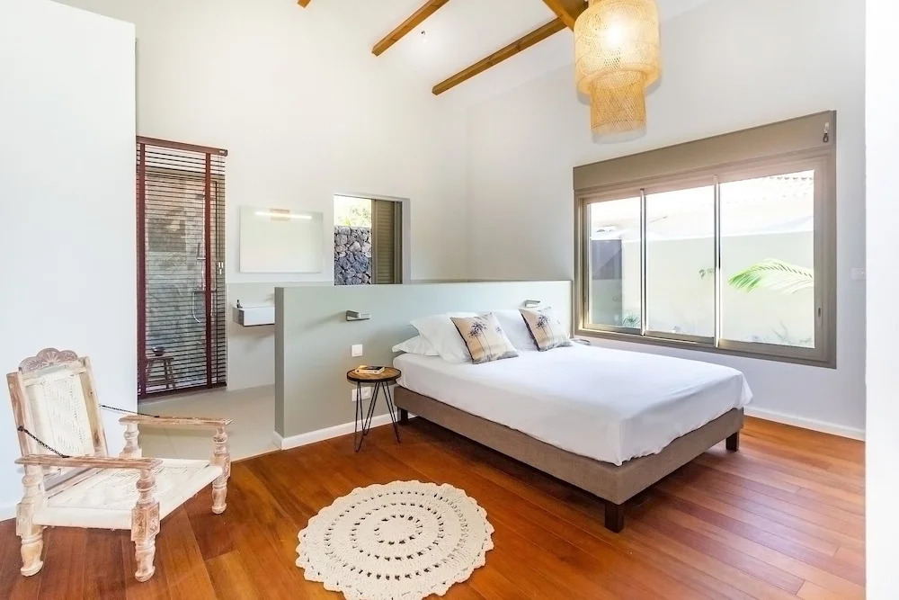 Escale Chic ! Villa de charme au cœur du village balnéaire de Saint-Gilles