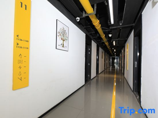 Jianghan Fine Hotel （Zhenghong Zhenghong High-tech Cyberport Store）