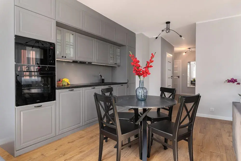 Pure Home Premium Apartments - Parking Free