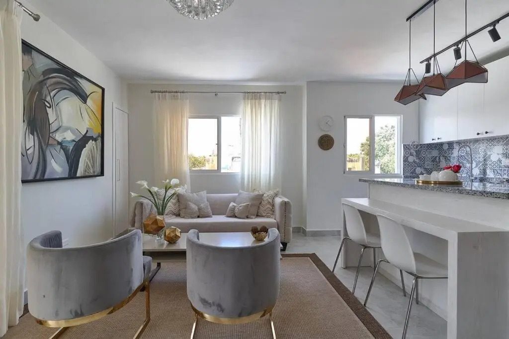 Cozy 1BR With Balcony in Santo Domingo