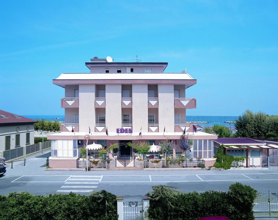 Hotel Eden