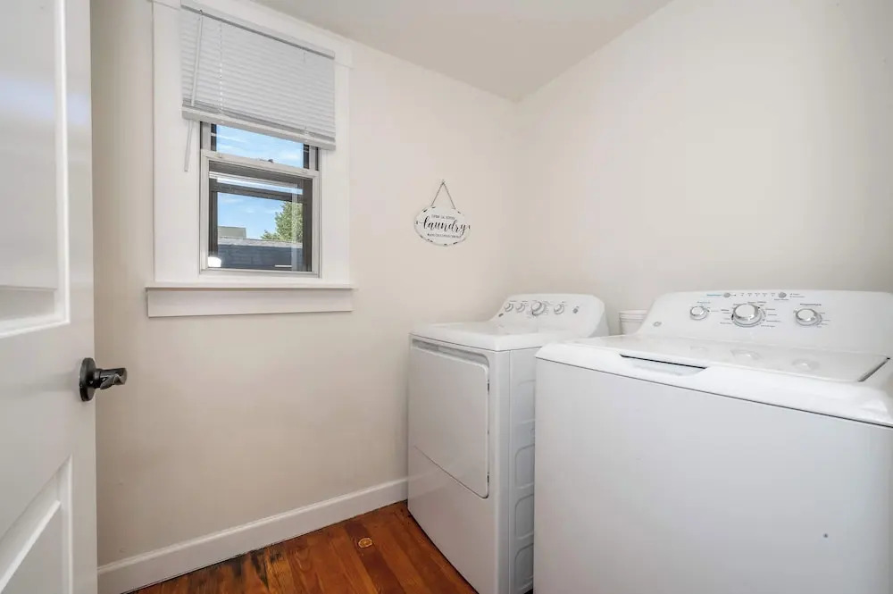 Historic Ludlow Apt B