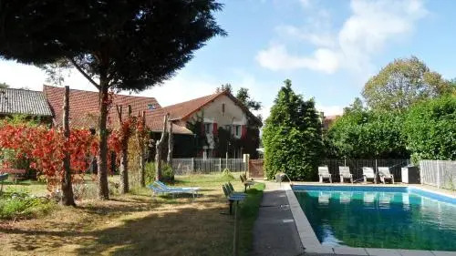 Chambres dHôtes Domaine du Bourg
