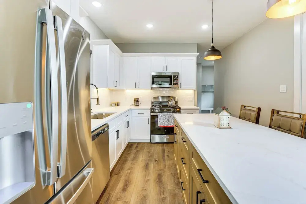 Modern Home w/ Private Yard in Northeast H-town!