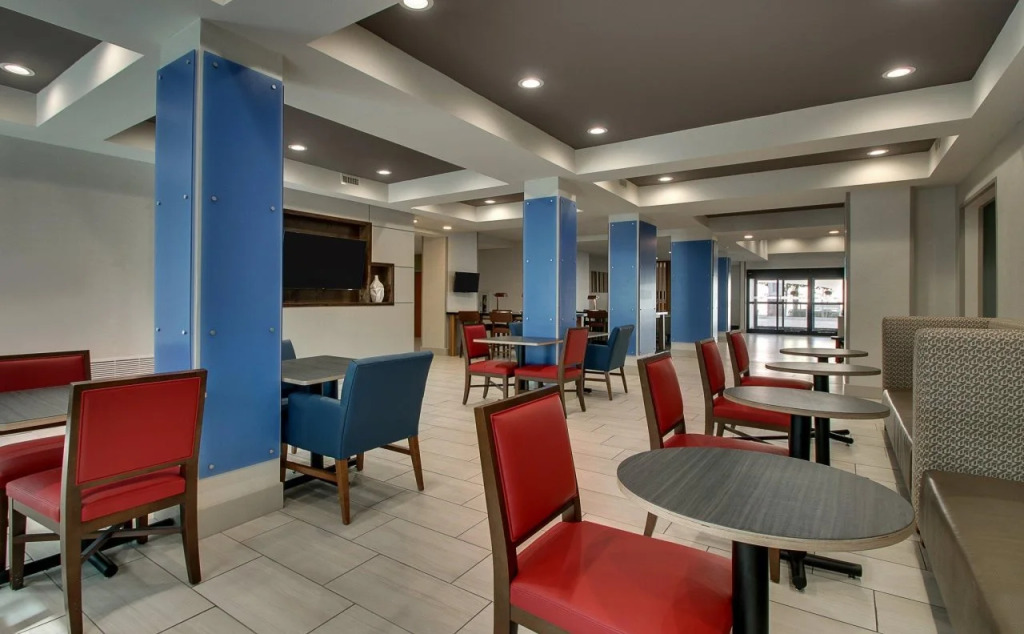 Holiday Inn Express Hotel & Suites Austell Powder Springs by IHG