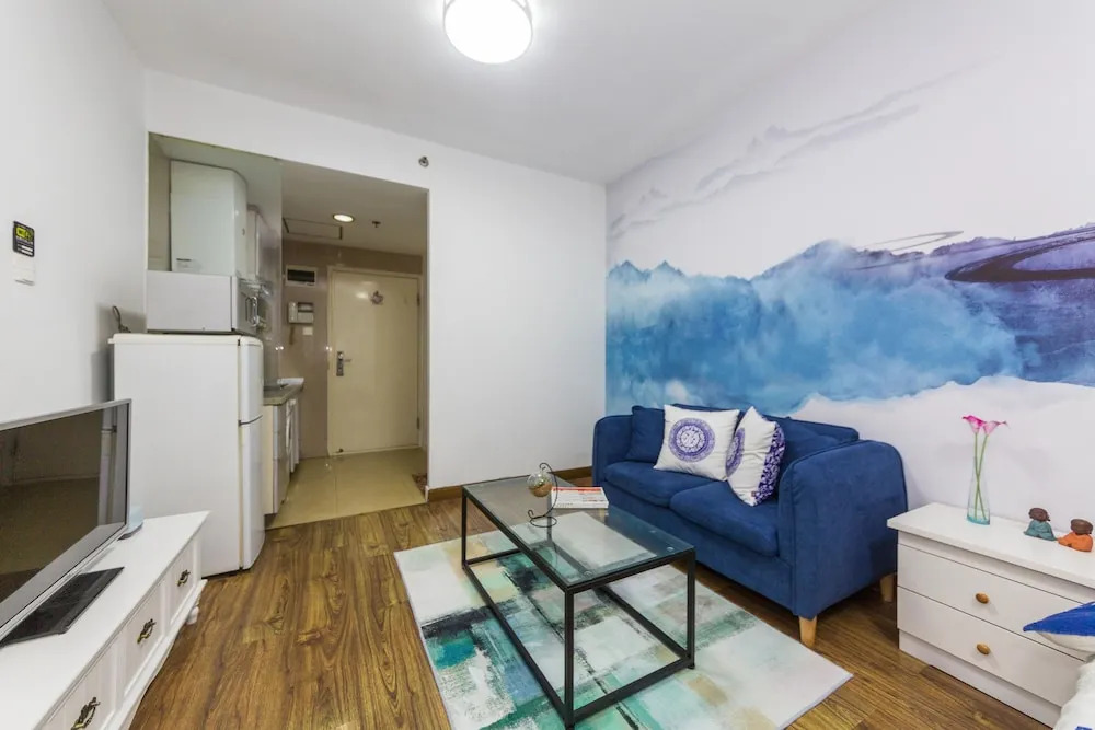 Mike168 Service Apartment Saintland Shop