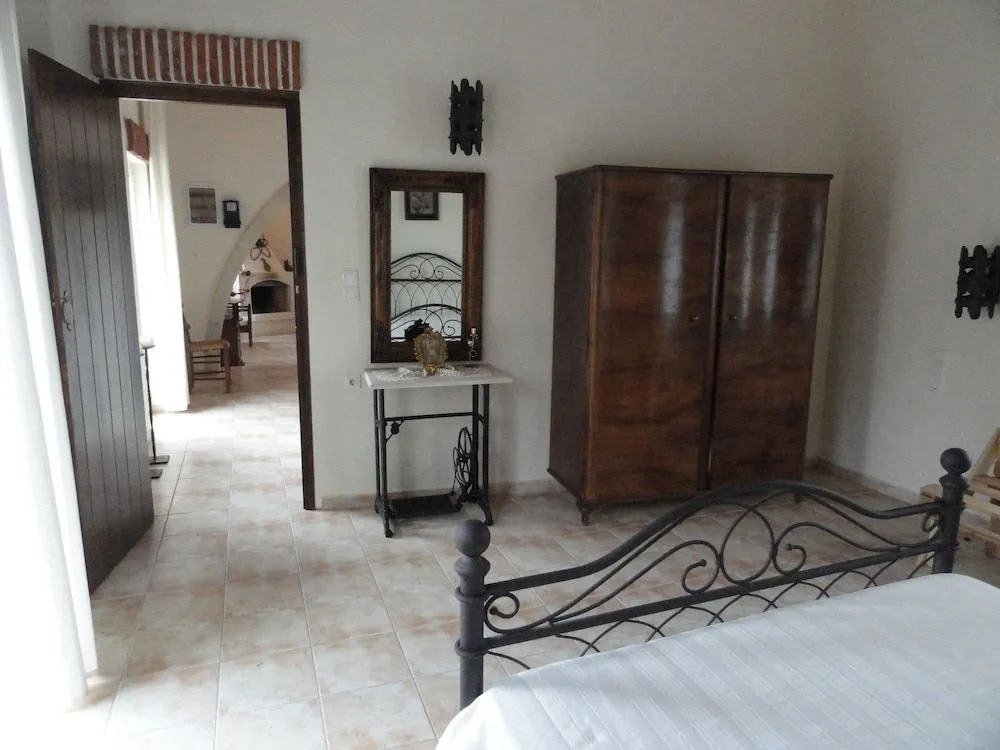 Villa Arokaria