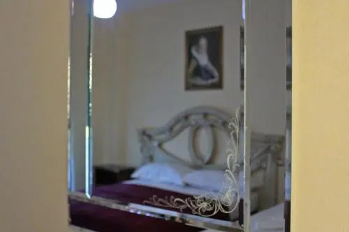 Gurguri Hotel