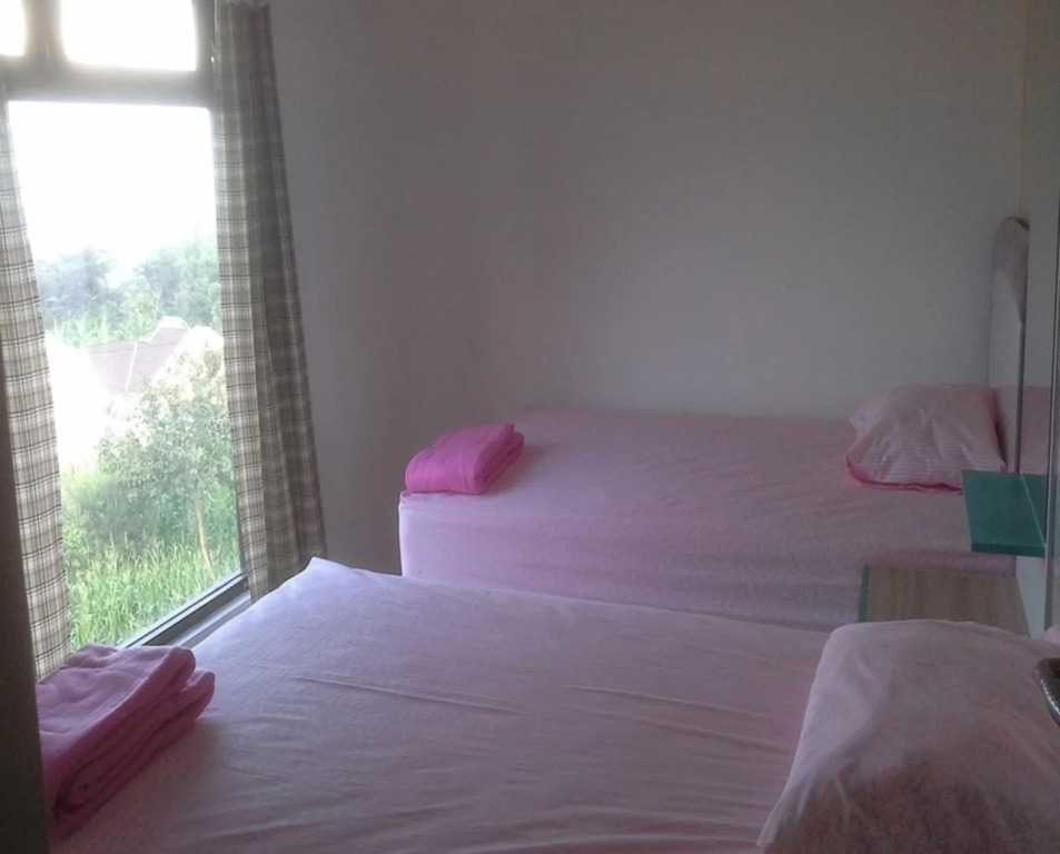 Villa Puncak Garuda