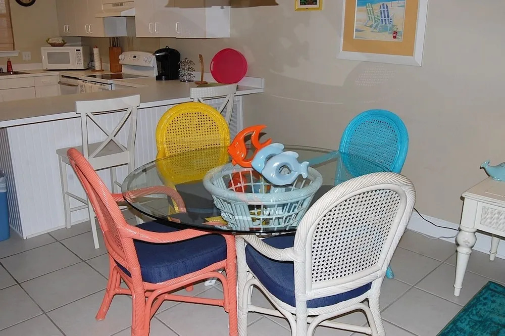 Seaside Beach  Racquet 2105 - Two Bedroom Condo