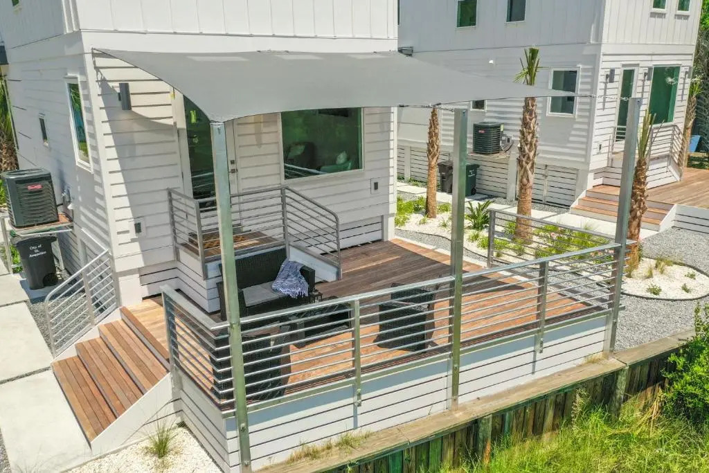200 Riberia - Downtown Waterfront Luxury Home