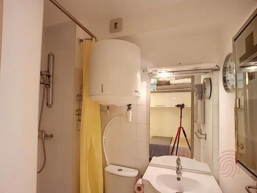 Appartement Lamalou-les-Bains, 1 pièce, 2 personnes - FR-1-451-76