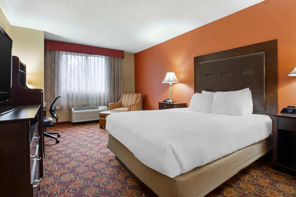 Best Western The Inn at Sharon - Foxboro