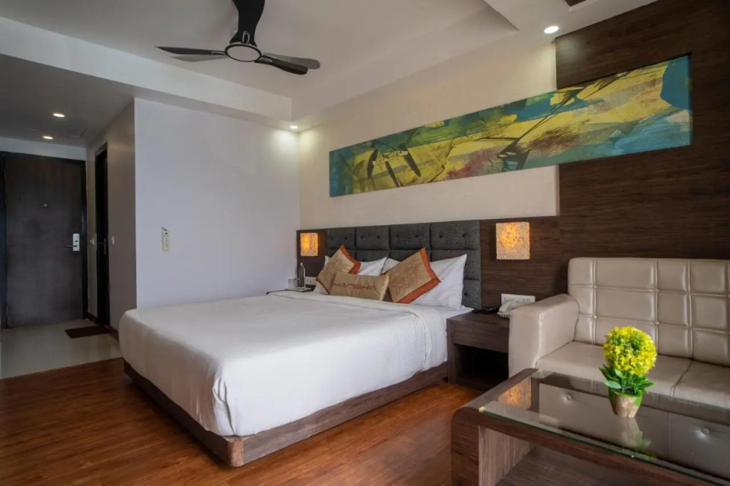 Hotel Mansha Regency
