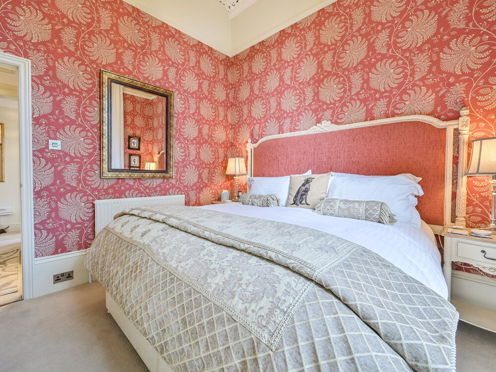 Muntham Deluxe Apartment 3