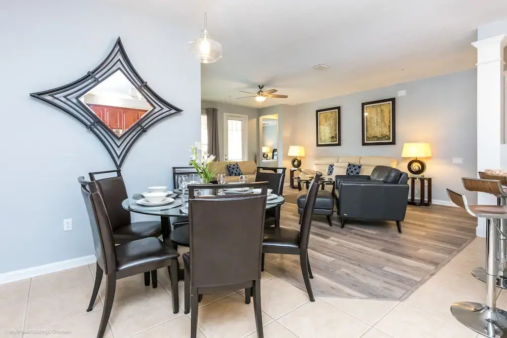 5049 Shoreway Loop #201