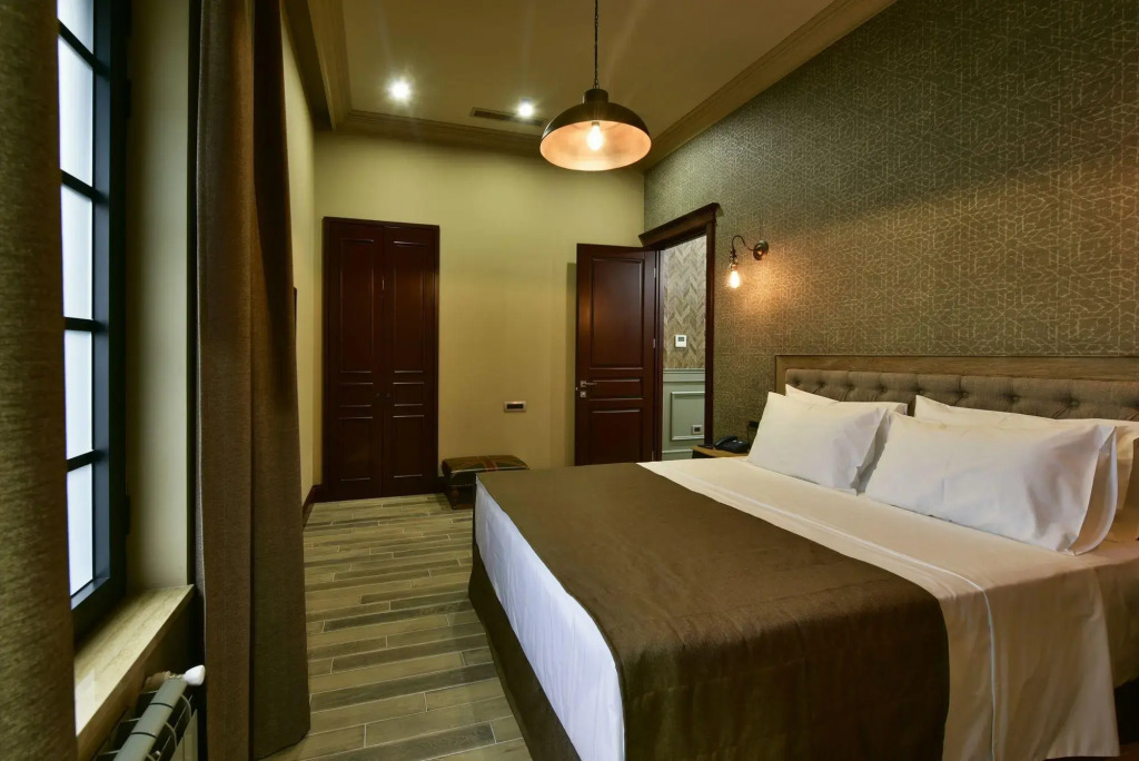 Bastille Hotel Yerevan