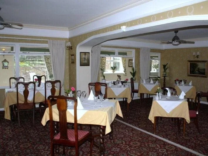 Lantern Lodge Hotel