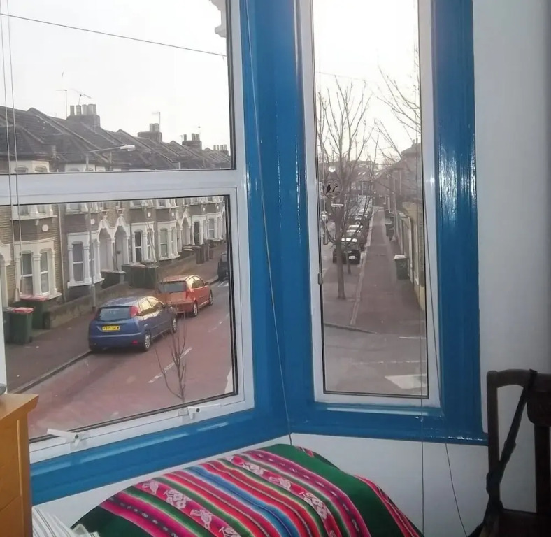 East London Apartmentsleeps2-garden-transportlinks
