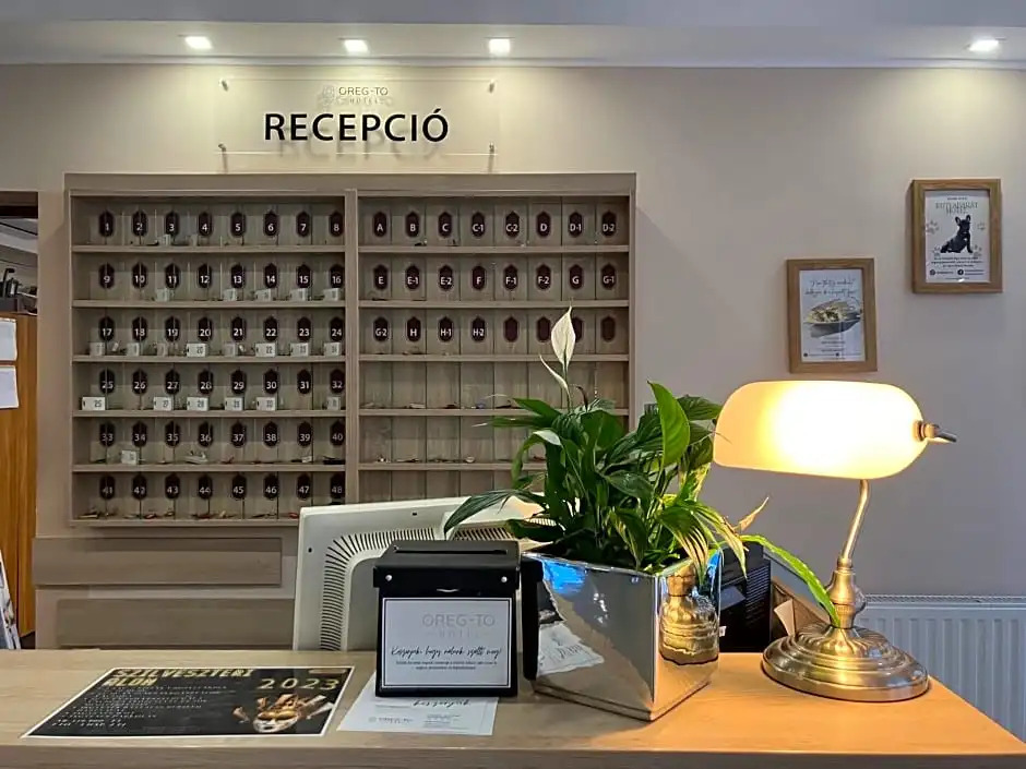 Öreg-tó Hotel és Rendezvénytér