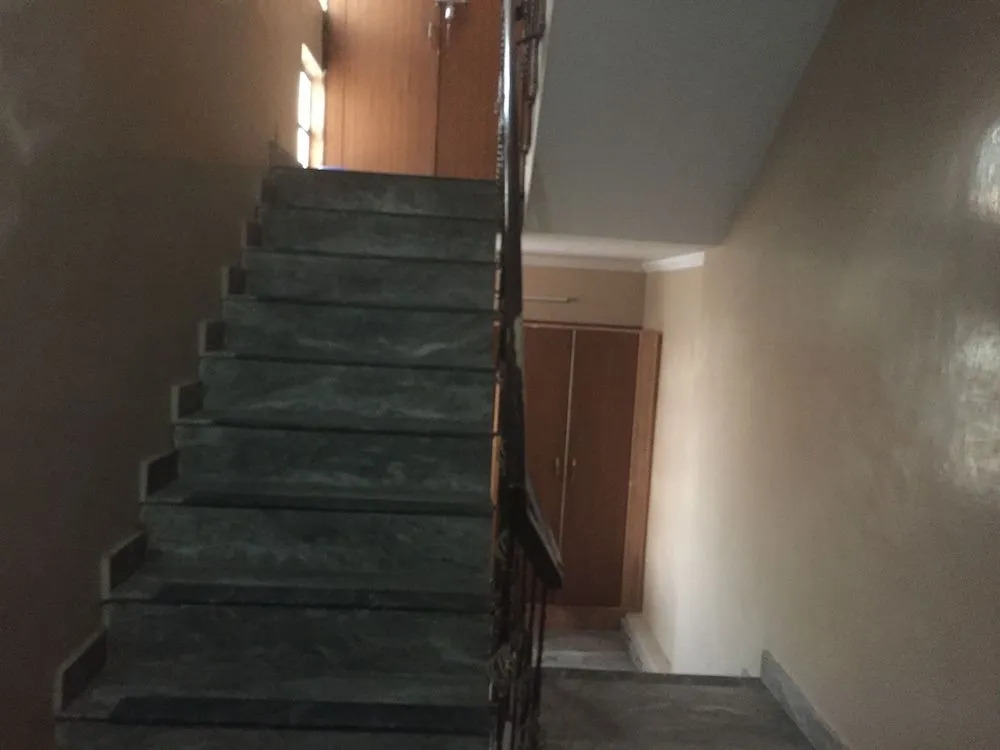 OYO 82578 Hotel Giridhar