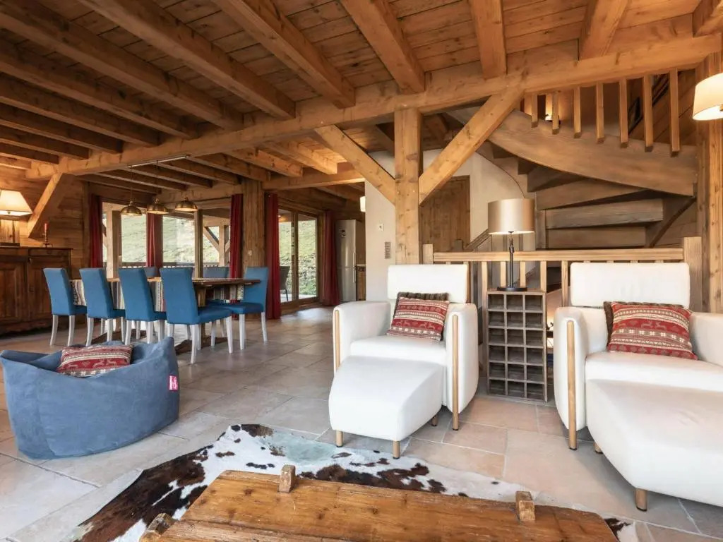 Chalet 5★ à La Clusaz, 8 pers, spa, proche pistes, 4 chambres - FR-1-304-110