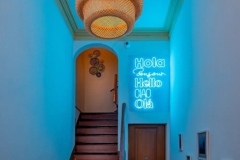 Antonios Hostal