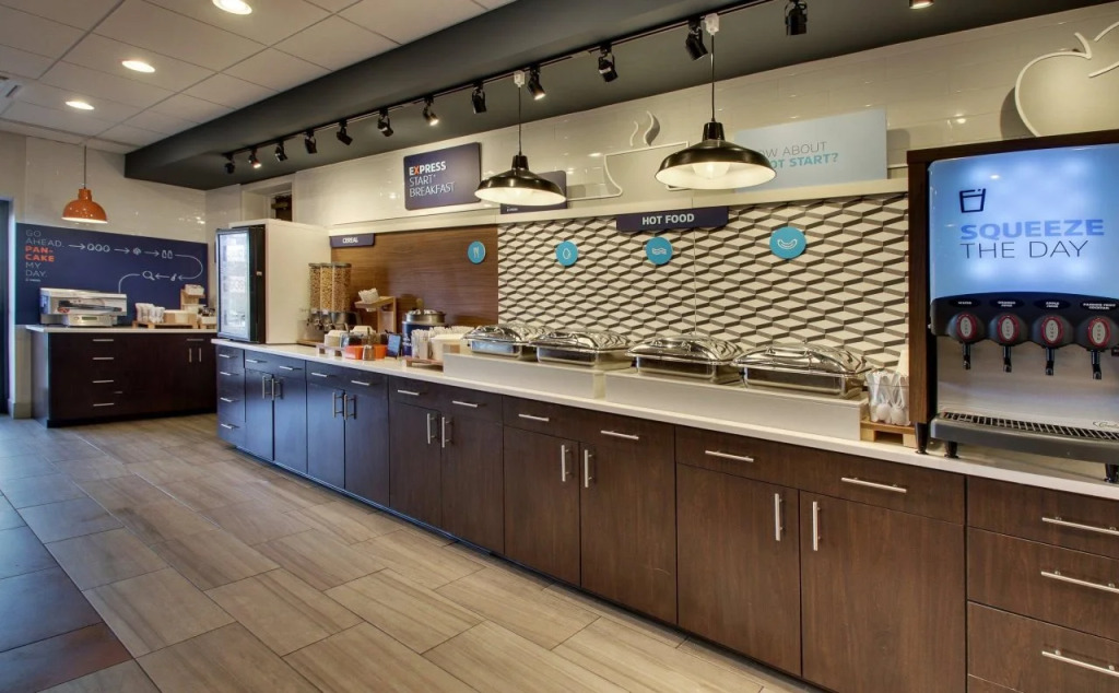 Holiday Inn Express Baltimore BWI Airport West by IHG