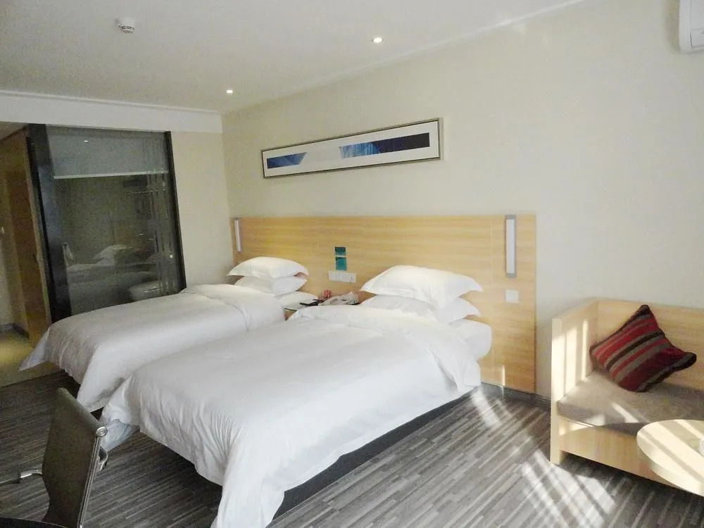 City Convenience Hotel China South City