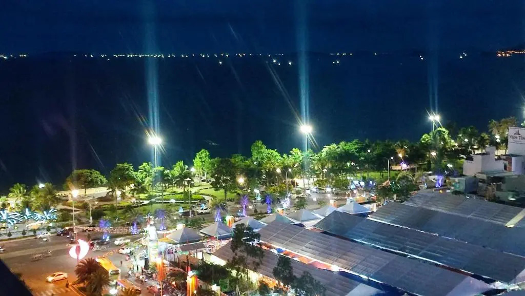 FLC SEA TOWER 2 giường đôi giá rẻ cho gia đình, nhóm bạn 4 người