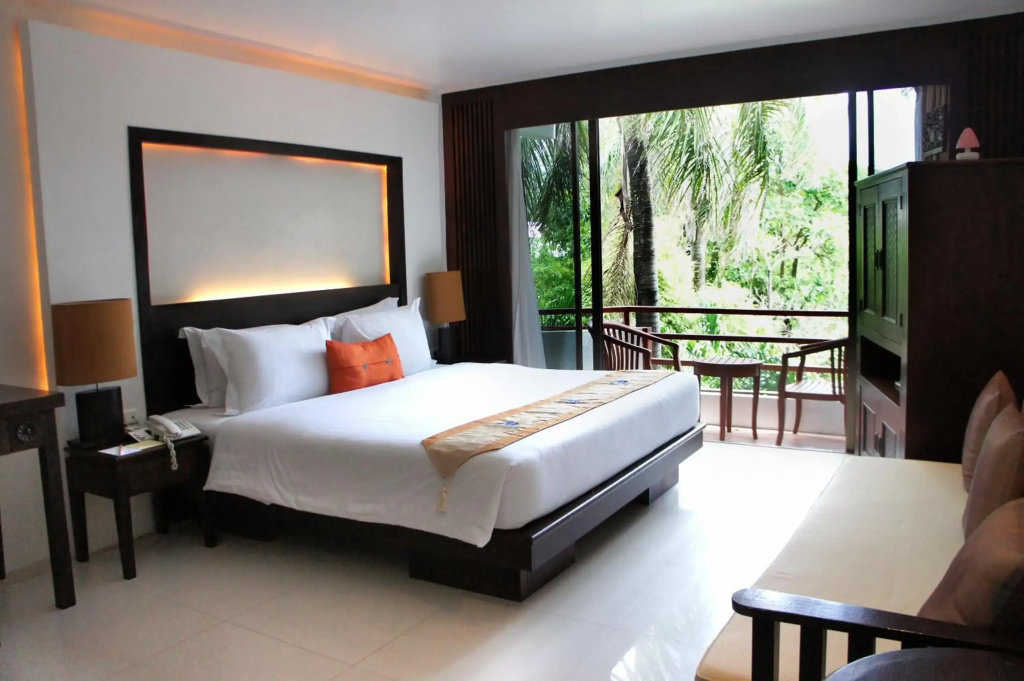 Safari Beach Hotel Patong