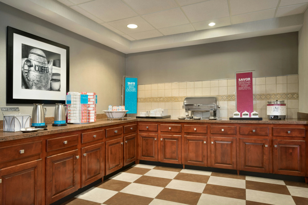 Hampton Inn & Suites Middletown